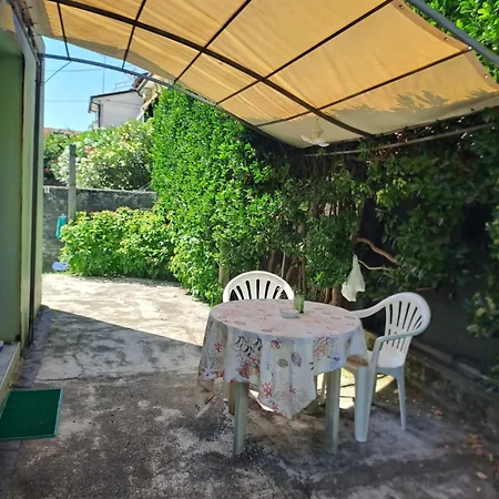 Apartament Monolocale Carrara Marina Di Carrara